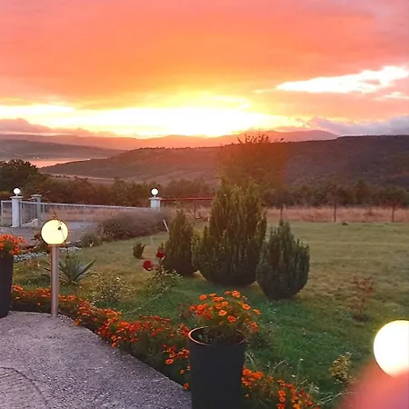 Anamari 别墅 利夫诺