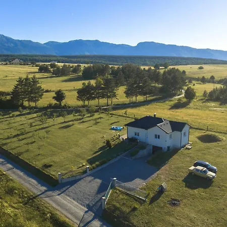 Anamari Livno